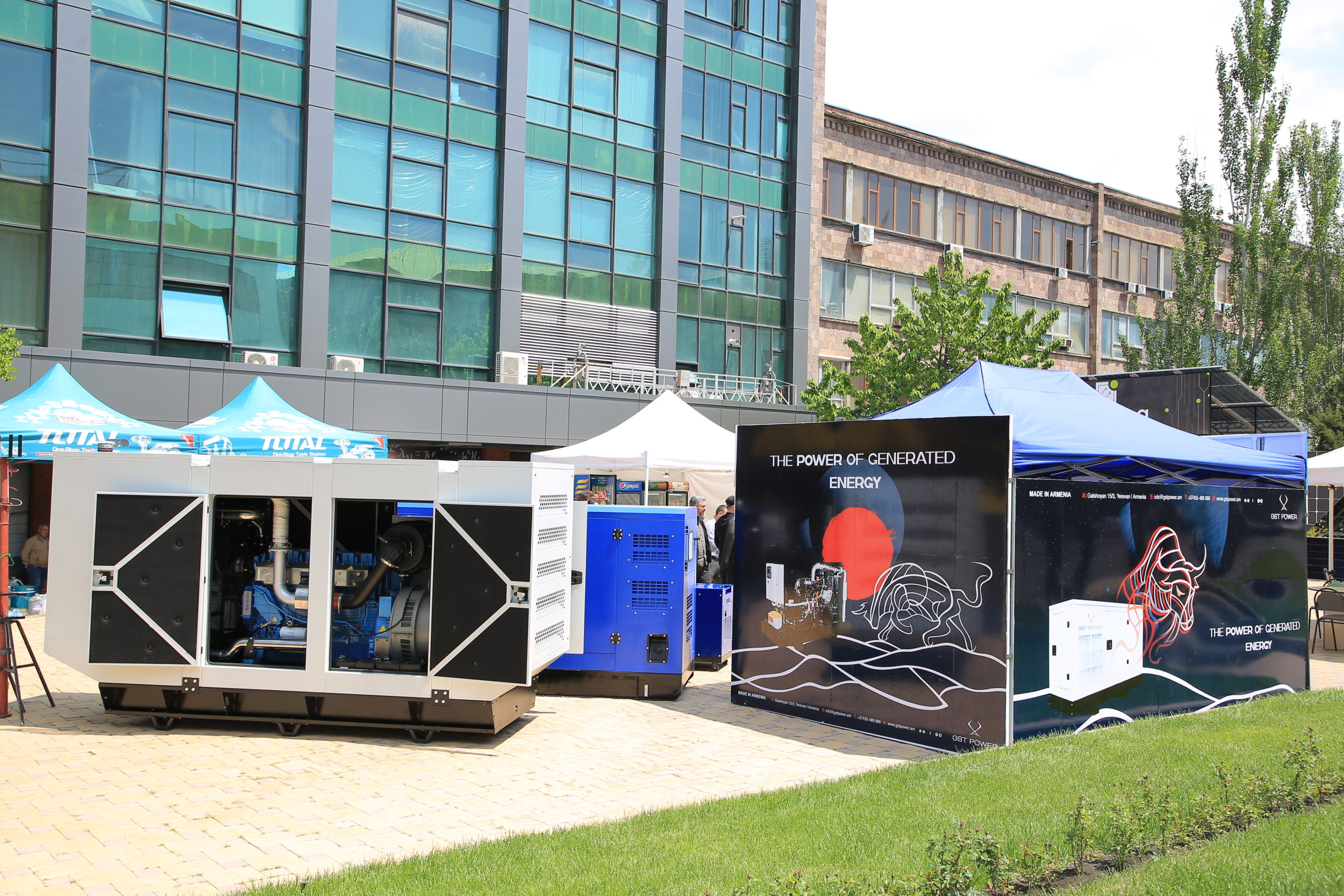 “Construction and Interior 2022”